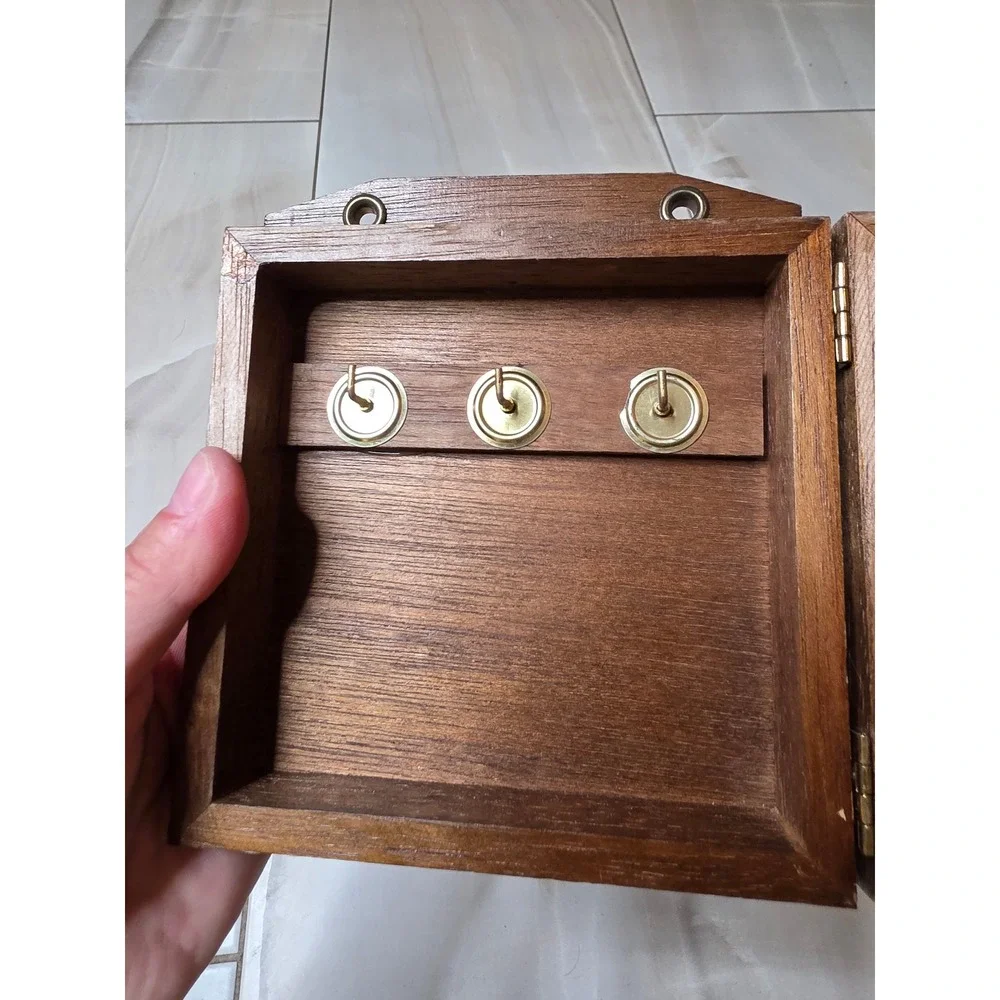 Vintage Wooden Key Holder Box Wall Mount Stained Glass Style House 3 Hooks 6in - Picture 8 of 16